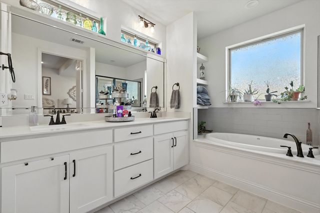 104 Maudy Lane, Springtown, TX 76082