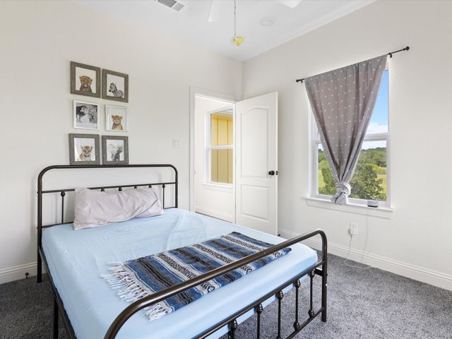 2025 County Road 1792, Sunset, TX 76270