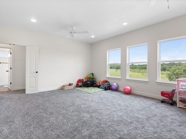 2025 County Road 1792, Sunset, TX 76270