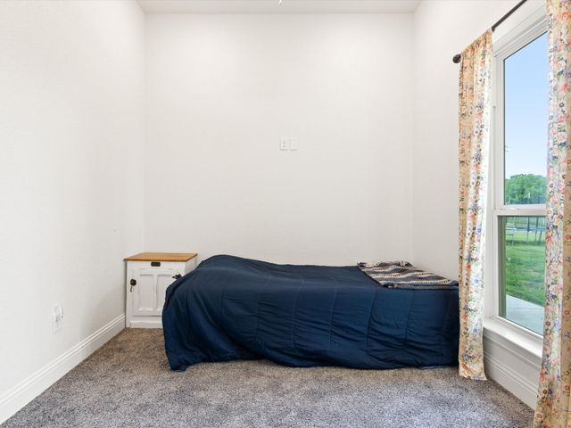 2025 County Road 1792, Sunset, TX 76270