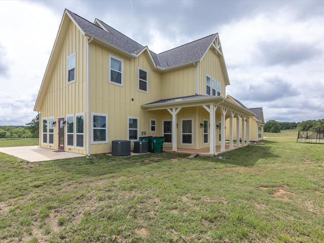 2025 County Road 1792, Sunset, TX 76270