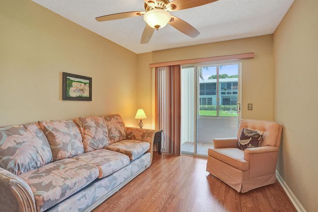 48 NEWPORT C Court C, Deerfield Beach, FL 33442