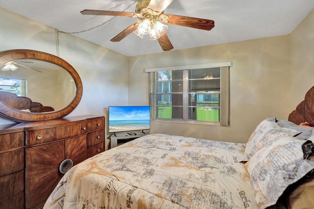 48 NEWPORT C Court C, Deerfield Beach, FL 33442