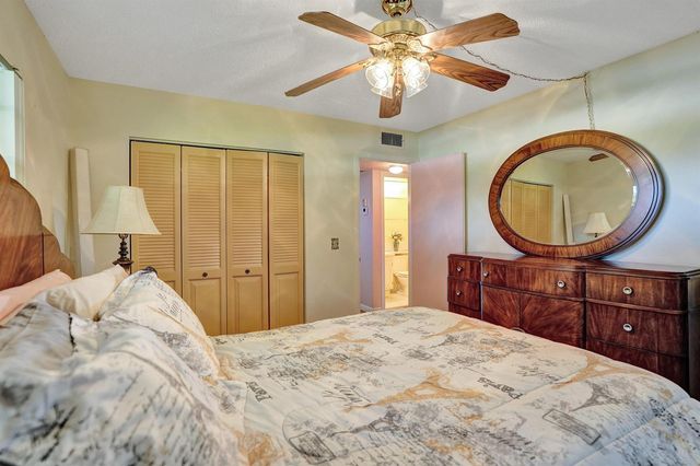 48 NEWPORT C Court C, Deerfield Beach, FL 33442