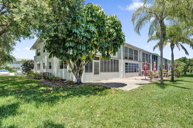48 NEWPORT C Court C, Deerfield Beach, FL 33442