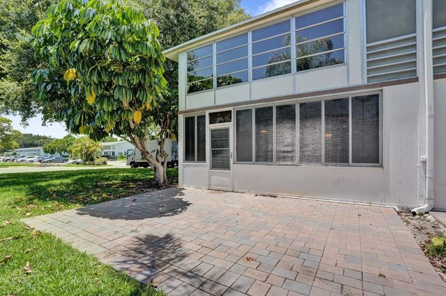 48 NEWPORT C Court C, Deerfield Beach, FL 33442