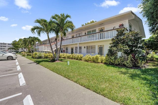 48 NEWPORT C Court C, Deerfield Beach, FL 33442