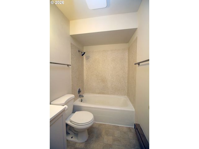 1630 Ne 81ST Ave, Portland, OR 97213