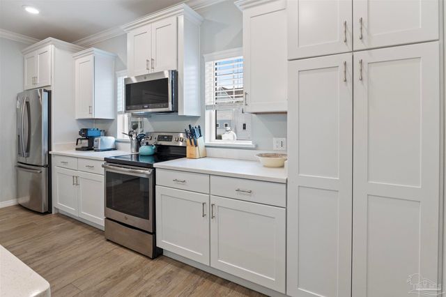 14306 Beach Heather Ct, Pensacola, FL 32507