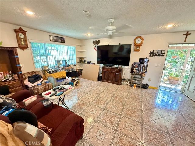 19107 Lyle Avenue, Corona, CA 92881