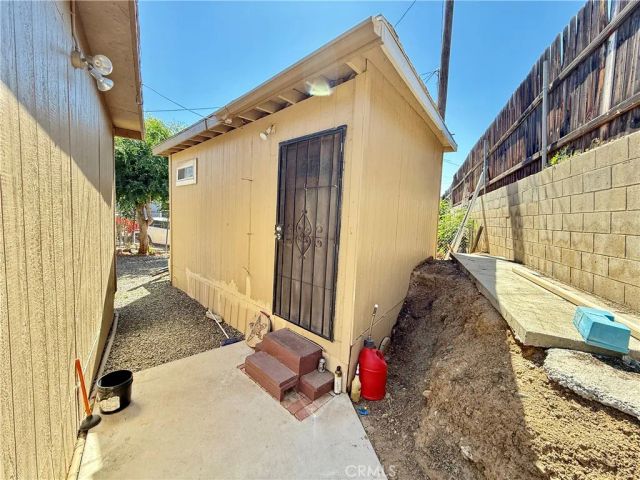 19107 Lyle Avenue, Corona, CA 92881