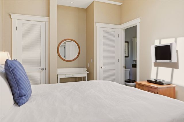 125 Corys Lane Weatherly, Portsmouth, RI 02871