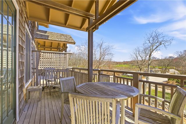 125 Corys Lane Weatherly, Portsmouth, RI 02871