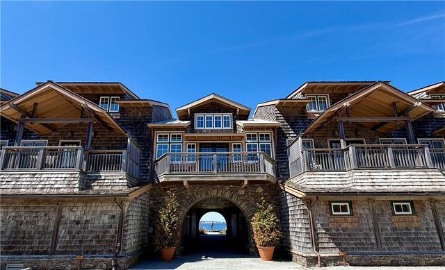 125 Corys Lane Weatherly, Portsmouth, RI 02871