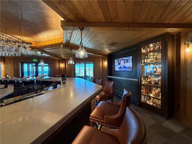 125 Corys Lane Weatherly, Portsmouth, RI 02871