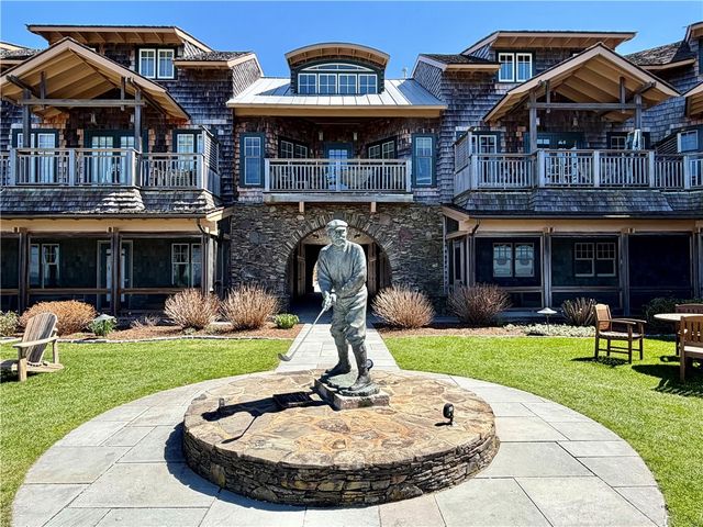 125 Corys Lane Weatherly, Portsmouth, RI 02871