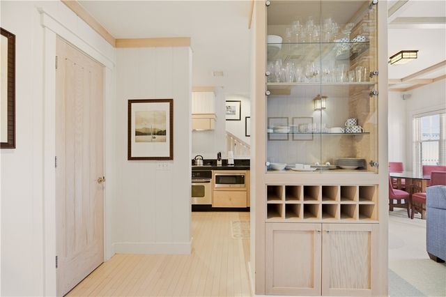 125 Corys Lane Weatherly, Portsmouth, RI 02871