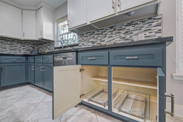 10303 Greenwillow Drive, Houston, TX 77035