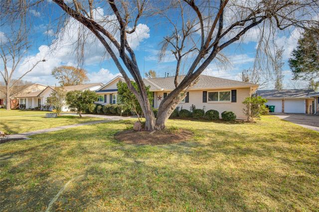 10303 Greenwillow Drive, Houston, TX 77035