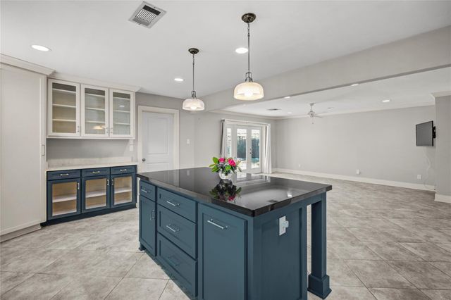 10303 Greenwillow Drive, Houston, TX 77035