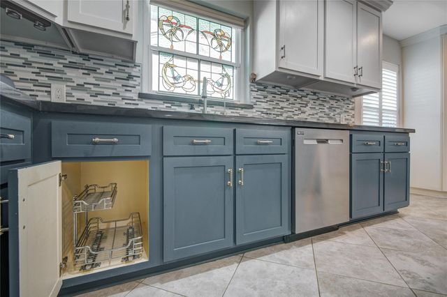 10303 Greenwillow Drive, Houston, TX 77035