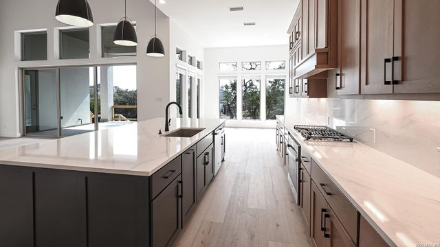 3877 Wrangler Loop, Bulverde, TX 78163