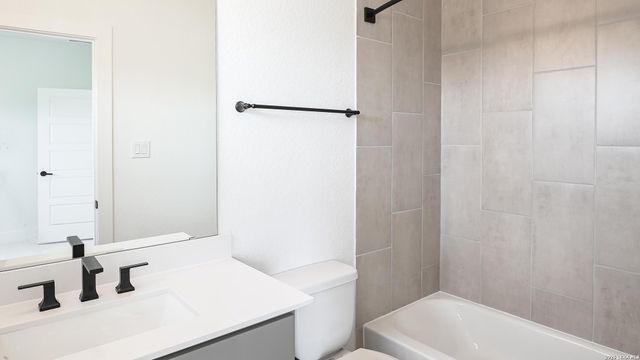 3877 Wrangler Loop, Bulverde, TX 78163