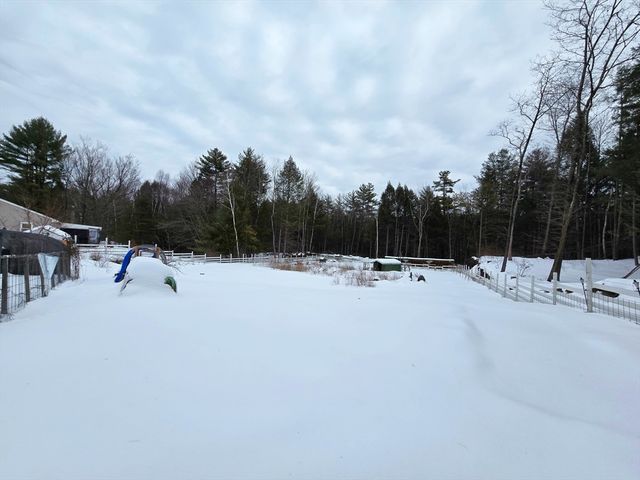 463 Holtshire Rd, Orange, MA 01364