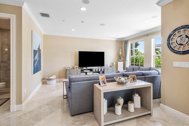26 Marina Gardens Drive, Palm Beach Gardens, FL 33410