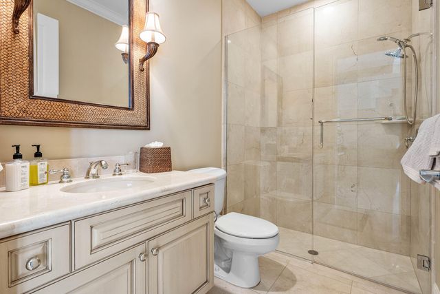 26 Marina Gardens Drive, Palm Beach Gardens, FL 33410
