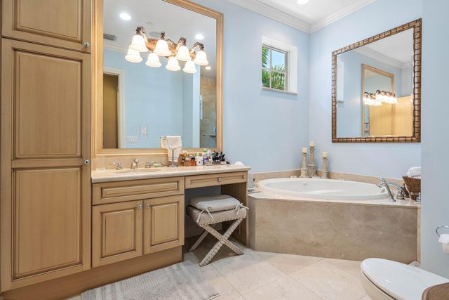 26 Marina Gardens Drive, Palm Beach Gardens, FL 33410