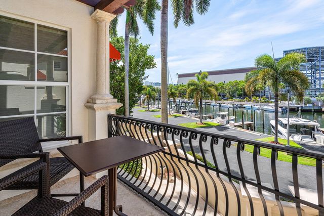 26 Marina Gardens Drive, Palm Beach Gardens, FL 33410