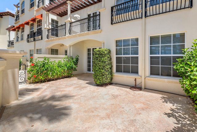 26 Marina Gardens Drive, Palm Beach Gardens, FL 33410