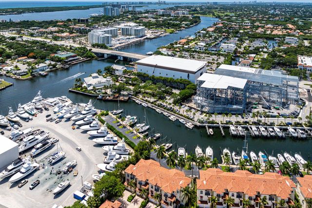 26 Marina Gardens Drive, Palm Beach Gardens, FL 33410