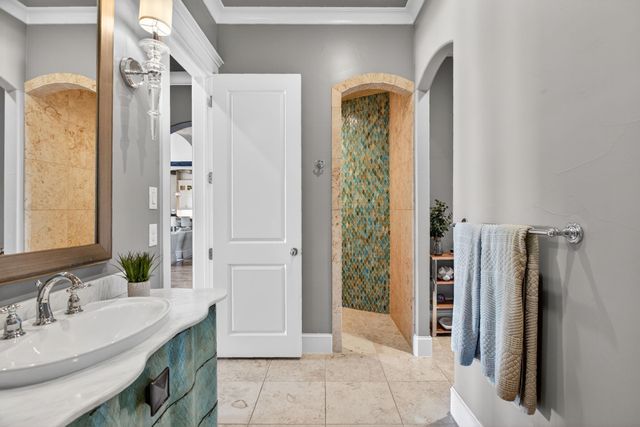 9541 Marbella Drive, Fort Worth, TX 76126
