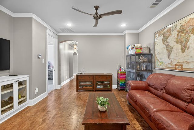 9541 Marbella Drive, Fort Worth, TX 76126