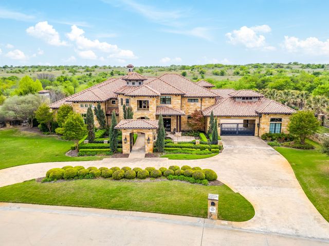 9541 Marbella Drive, Fort Worth, TX 76126