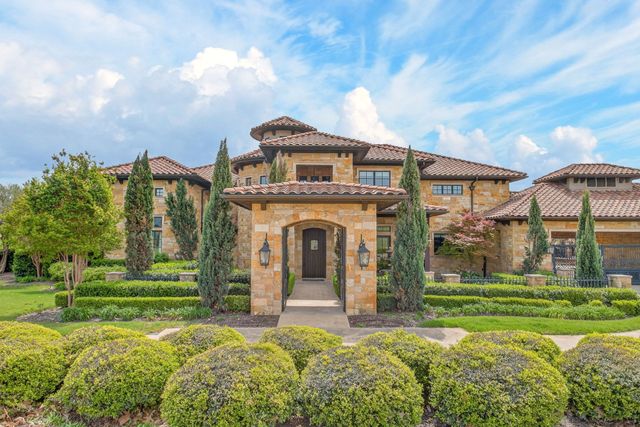 9541 Marbella Drive, Fort Worth, TX 76126