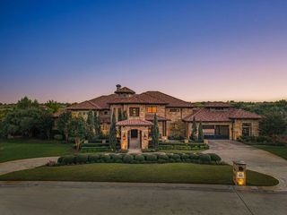 9541 Marbella Drive, Fort Worth, TX 76126