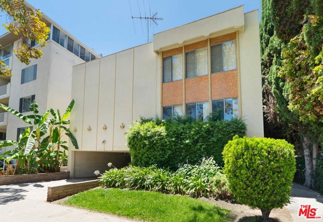439 S Oakhurst Drive, Beverly Hills, CA 90212