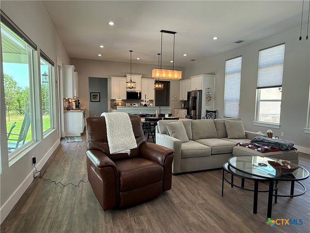 242 Flanders, Fischer, TX 78623