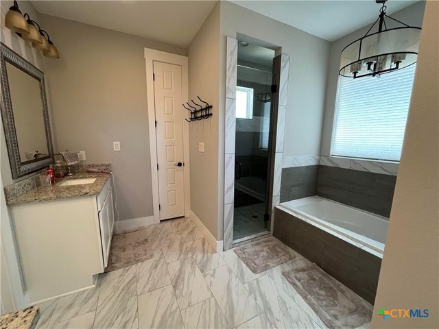 242 Flanders, Fischer, TX 78623