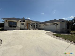 242 Flanders, Fischer, TX 78623