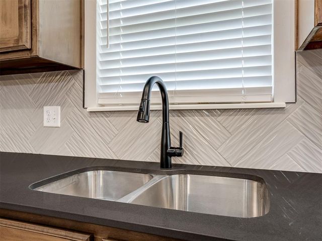 3011 Wister Road, Norman, OK 73069