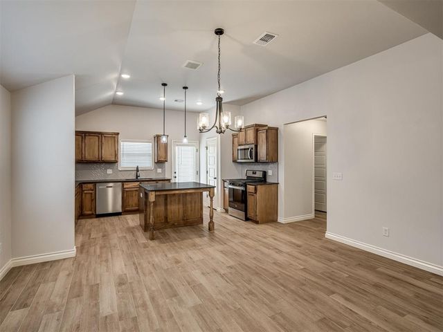 3011 Wister Road, Norman, OK 73069