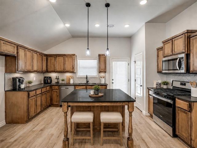 3011 Wister Road, Norman, OK 73069