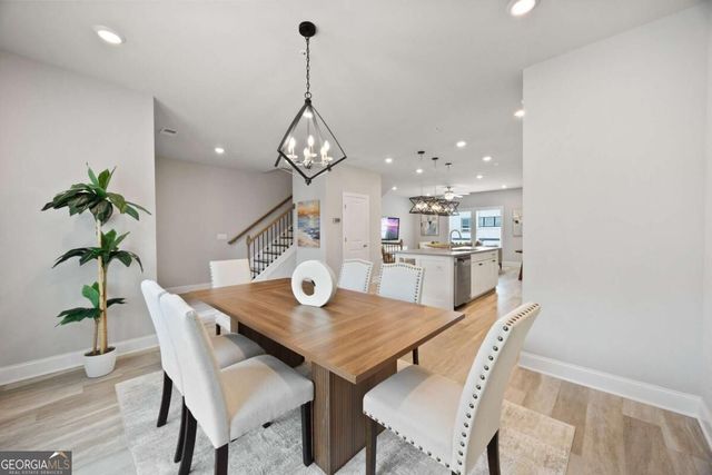 504 Hampton Crossing, Woodstock, GA 30188