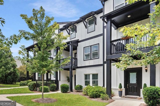 504 Hampton Crossing, Woodstock, GA 30188
