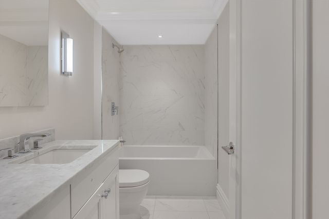 32 Derne St 2C, Boston, MA 02114