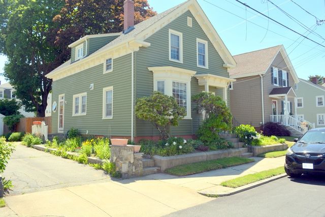 53 Russell Avenue, East Providence, RI 02914
